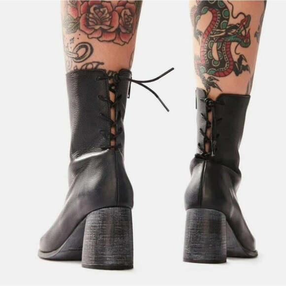 Free People Livia Leather Laceback Side Zip Pointy Toe Blue Block Heel Size 38 - Picture 2 of 16